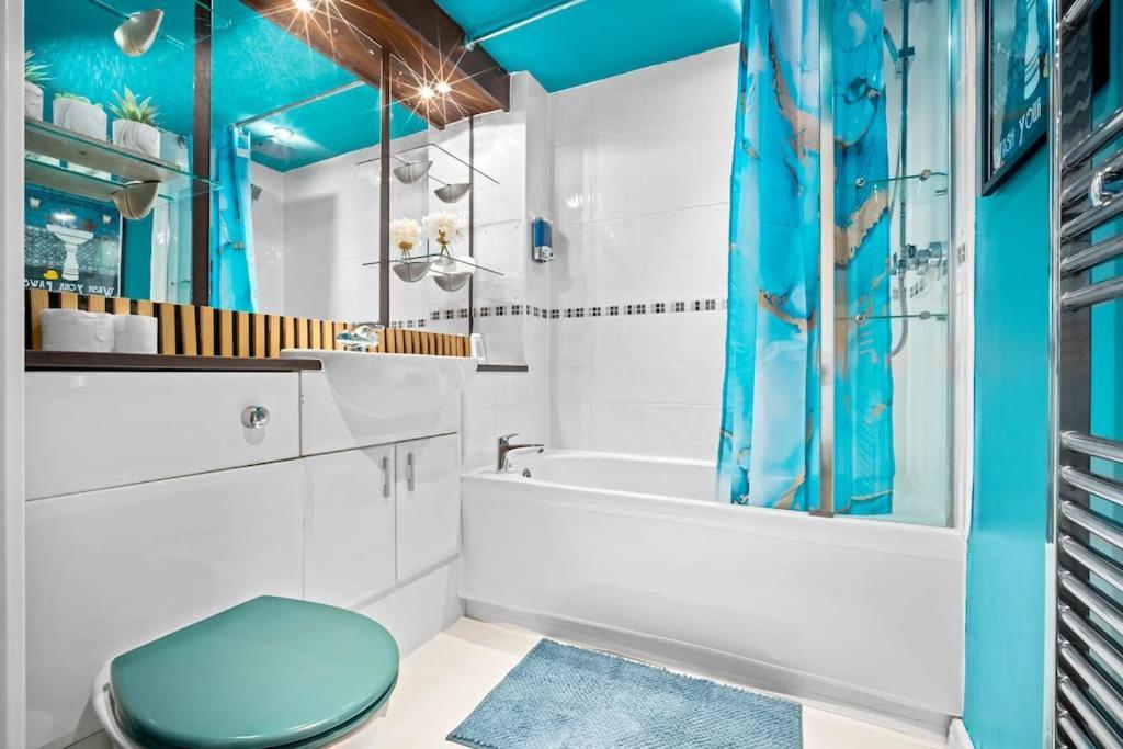 Spacious 2 Bed Apt B'Ham Cc With Parking Sleeps 7 Μπέρμιγχαμ Εξωτερικό φωτογραφία