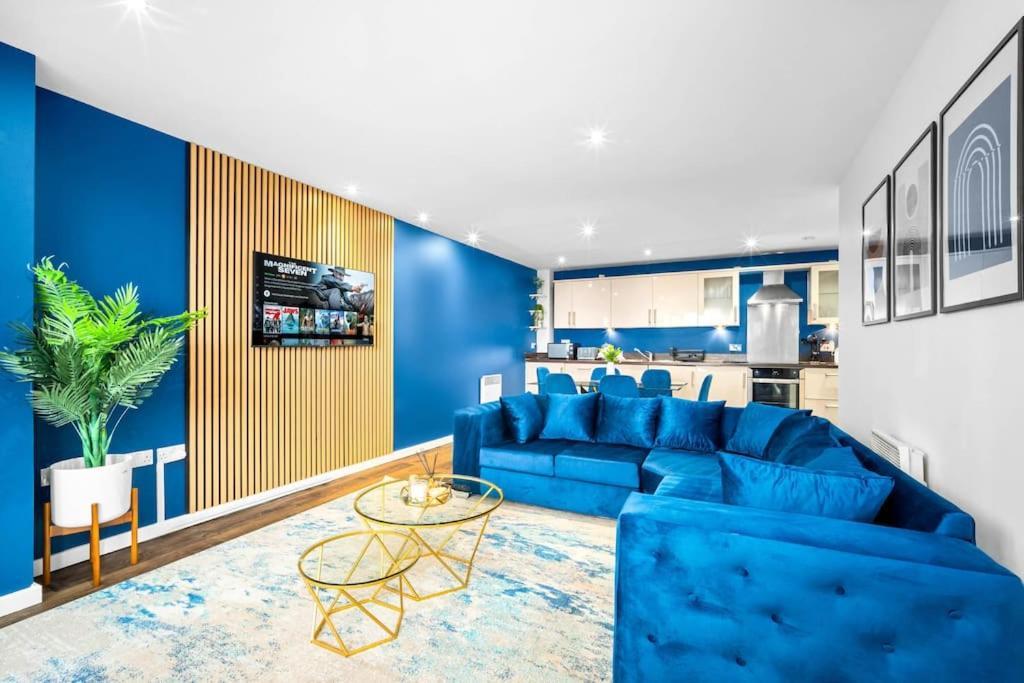 Spacious 2 Bed Apt B'Ham Cc With Parking Sleeps 7 Μπέρμιγχαμ Εξωτερικό φωτογραφία